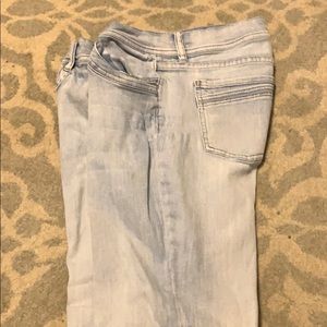 WHBM Noir 8R light wash straight leg jeans